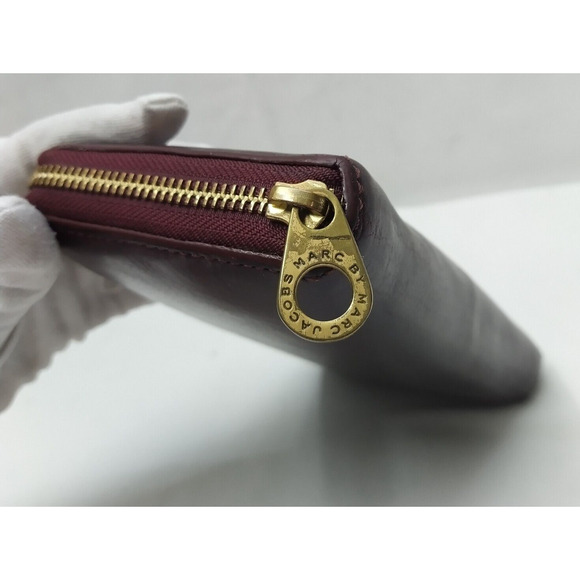 Marc By Marc Jacobs Maroon Leather Zip Around Credit Card Long Wallet - Picture 9 of 16